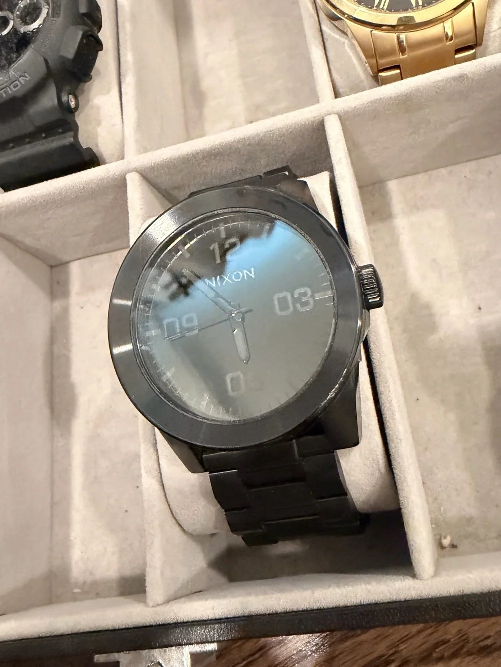 Nixon Men's Black Dial Gunmetal Bracelet Watch
